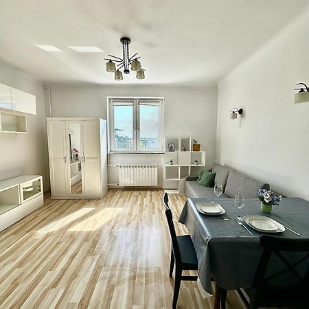 Apartament Blisko Centrum Apartment Варшава Екстериор снимка