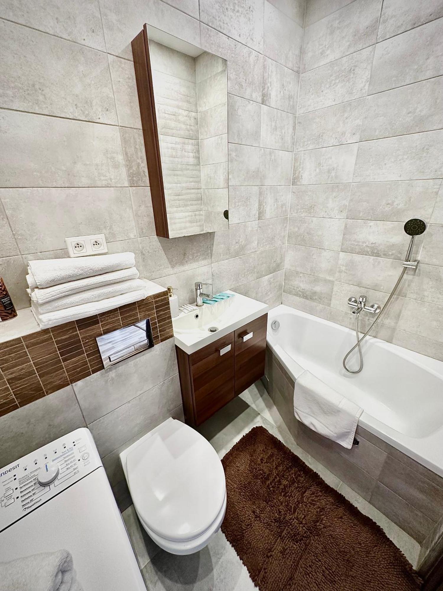 Apartament Blisko Centrum Apartment Варшава Екстериор снимка
